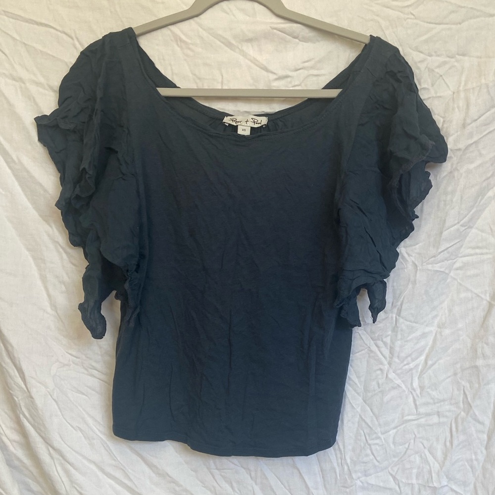 Anthropologie Piper & Paul Women’s top with Flutter Sleeves